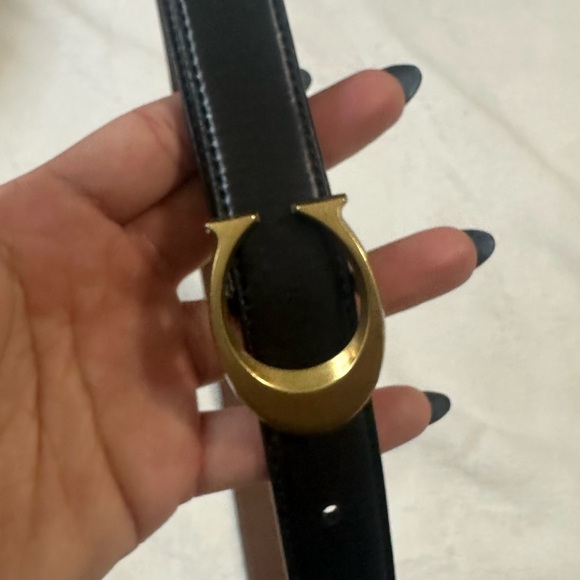 Gold and Black Signature Buckle Belt - Picture 5 of 8